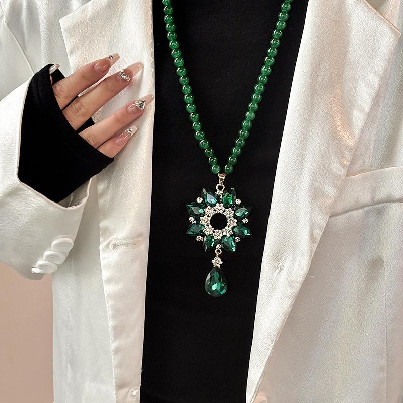 Korean Version Versatile Sweater Chain Female Long Retro Fashion Crystal Flower Necklace Clothes Pendant Ethnic Style Accessories