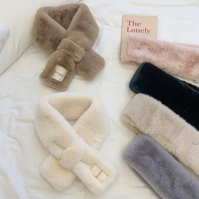 Écharpe à Col en Fourrure Douce pour Femmes Garder au Chaud Épaississement Fourrure Sjaal Colorée Croisée Écharpe d'Hiver Automne Hiver Fourrure Fausse Peluche Elega