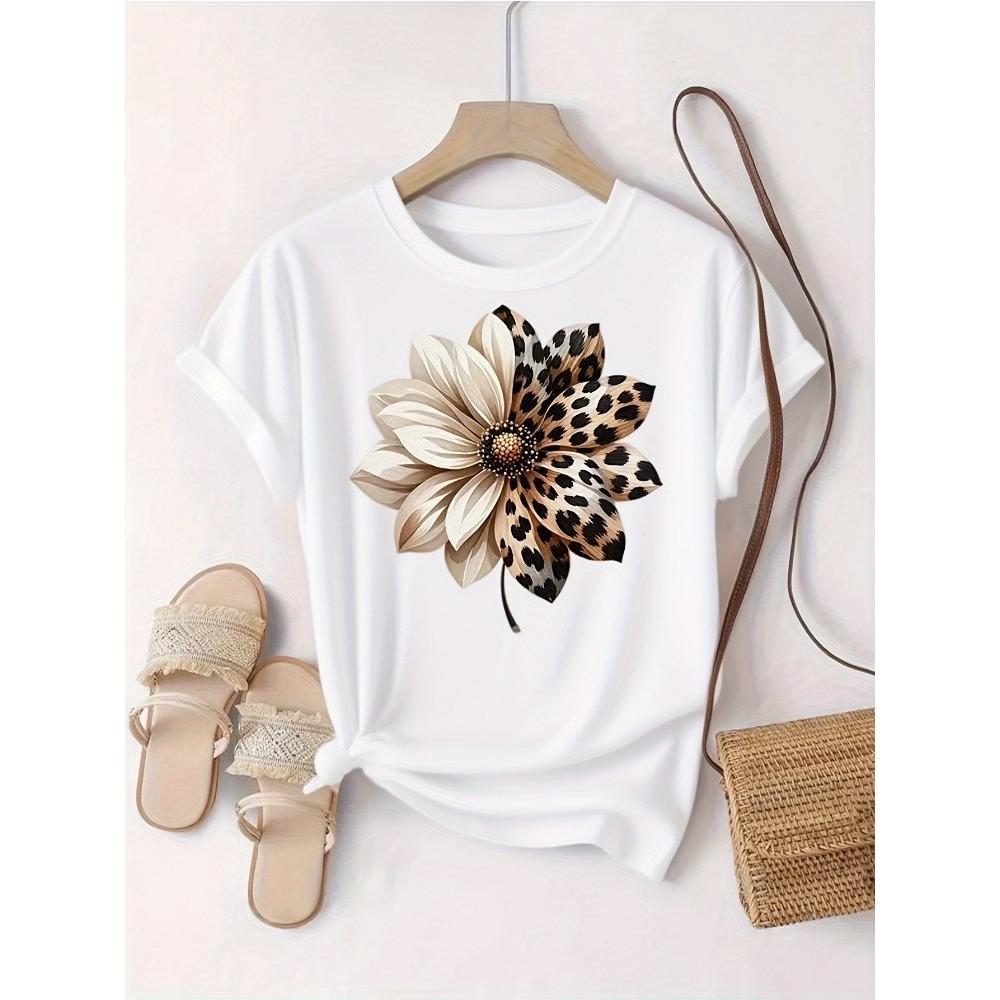 

Ladies Soft Peach Loose Tshirt Breathable Short Sleeved Round Neck Casual Party Top with Floral and Leopard Stripe Design S