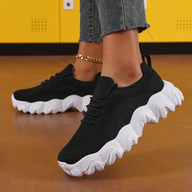 2025 Shoes Woman Thick Soled Hiking Breathable Mesh Strap Comfortable Outdoor Vulcanized Shoes Lightweight Training Sports Shoes