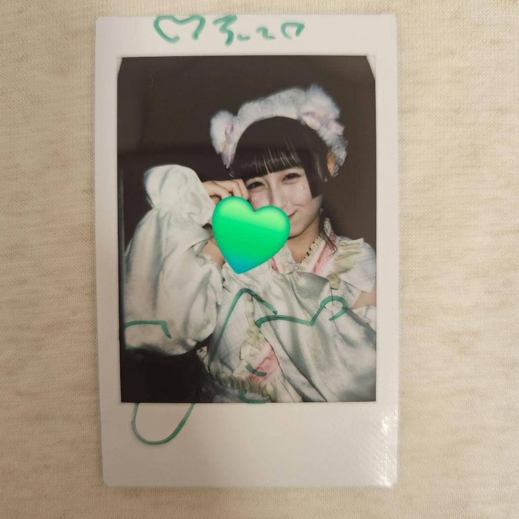 [USED] iLife! Wakaba Noa Instax, Autographed, Tour Costume, Beret, Cat Ears