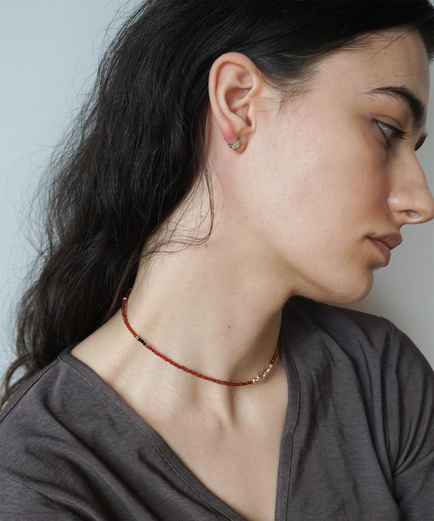 Ourpierre Glitter Necklace Red Brown
