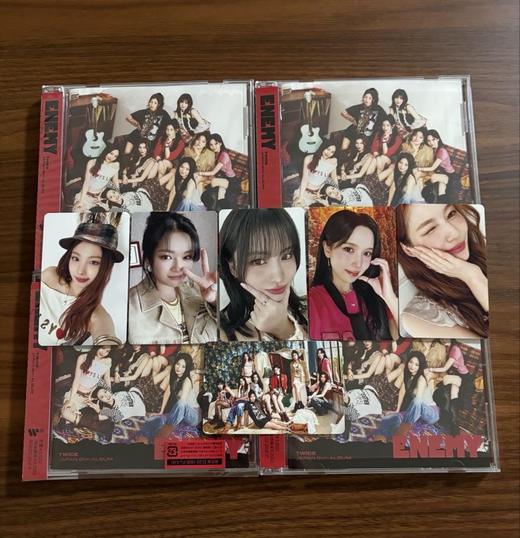 

[USED] TWICE CD Enemy Standard Edition, Opened, No Serial Number, Trading Card