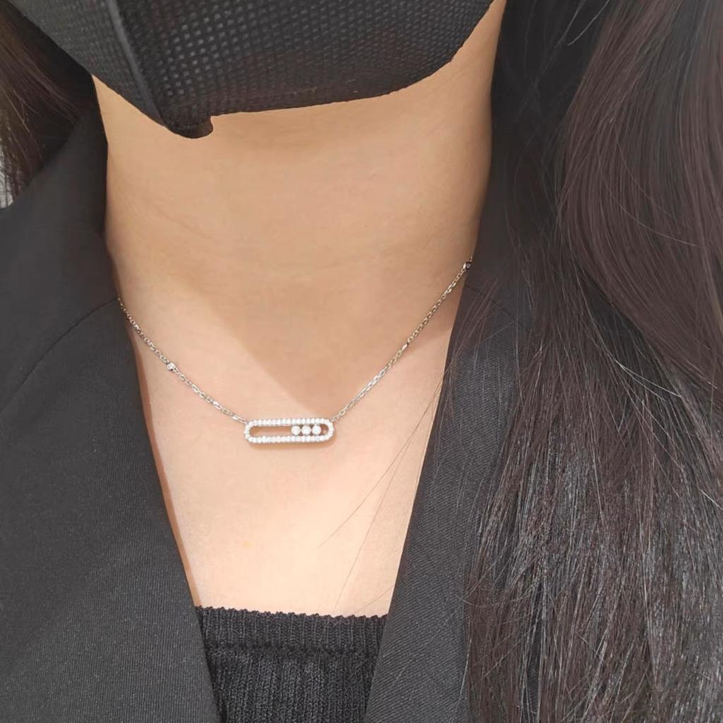 Time Has Come and Gone, Diamond-encrusted Three-diamond Necklace, Female Paperclip Removable 18k Niche High-end Clavicle Chain 2026