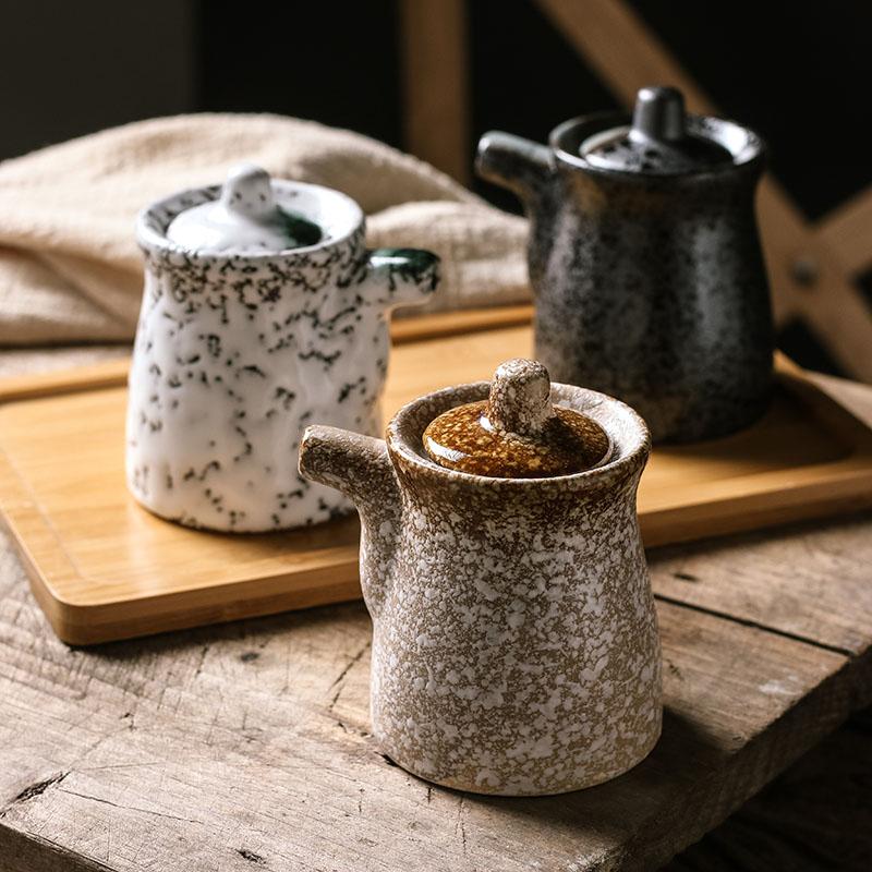 Japanese Ceramic Soy Sauce & Oil Dispenser – Retro Vinegar Bottle for Kitchen Seasoning & Cooking Tools