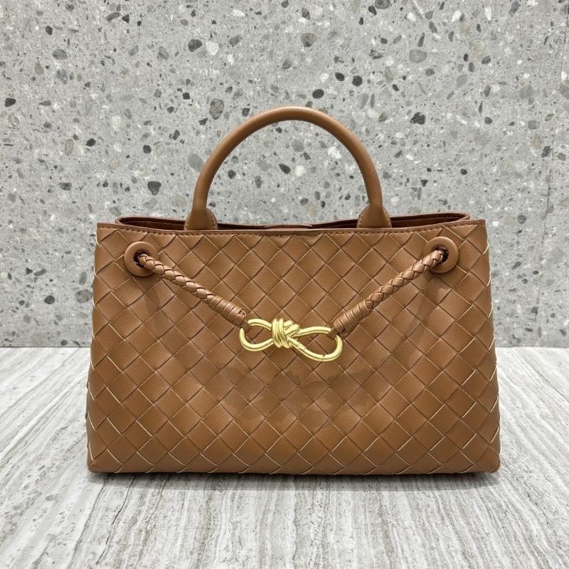 Bag Women's New Leather Handwoven Bag Niche Fashion Handbag Shoulder Messenger Bag