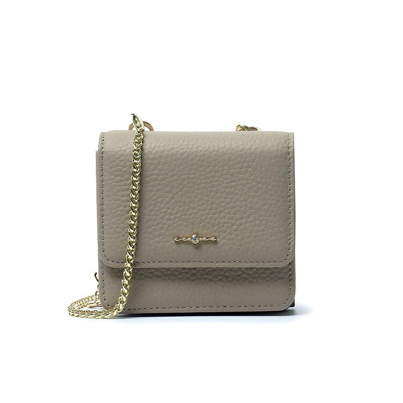 The first layer of cowhide Korean version of small and light luxury women s shoulder messenger bag, genuine leather, multi-functional portable dinner