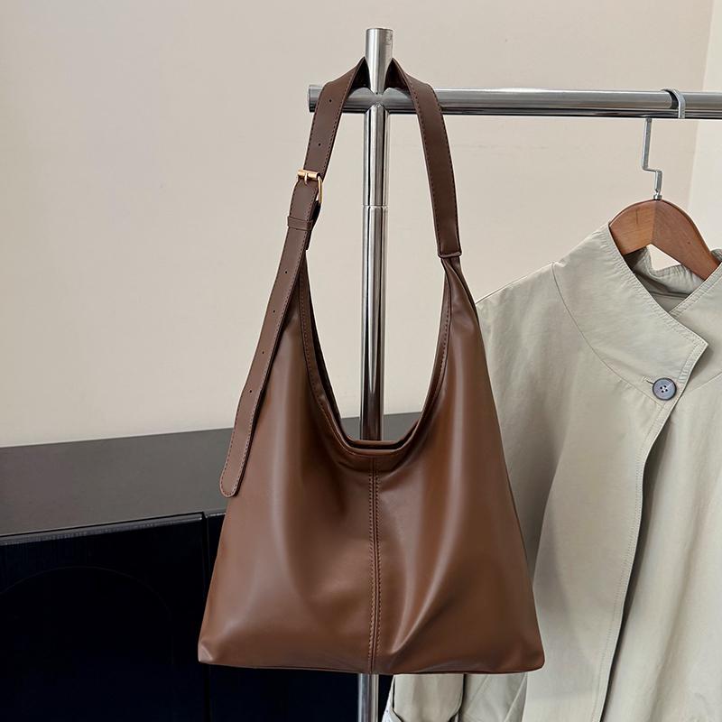 Retro Simple Women Stray Bag Large Capacity Solid Color Soft PU Leather Shoulder Bag for Commuting  Shopping