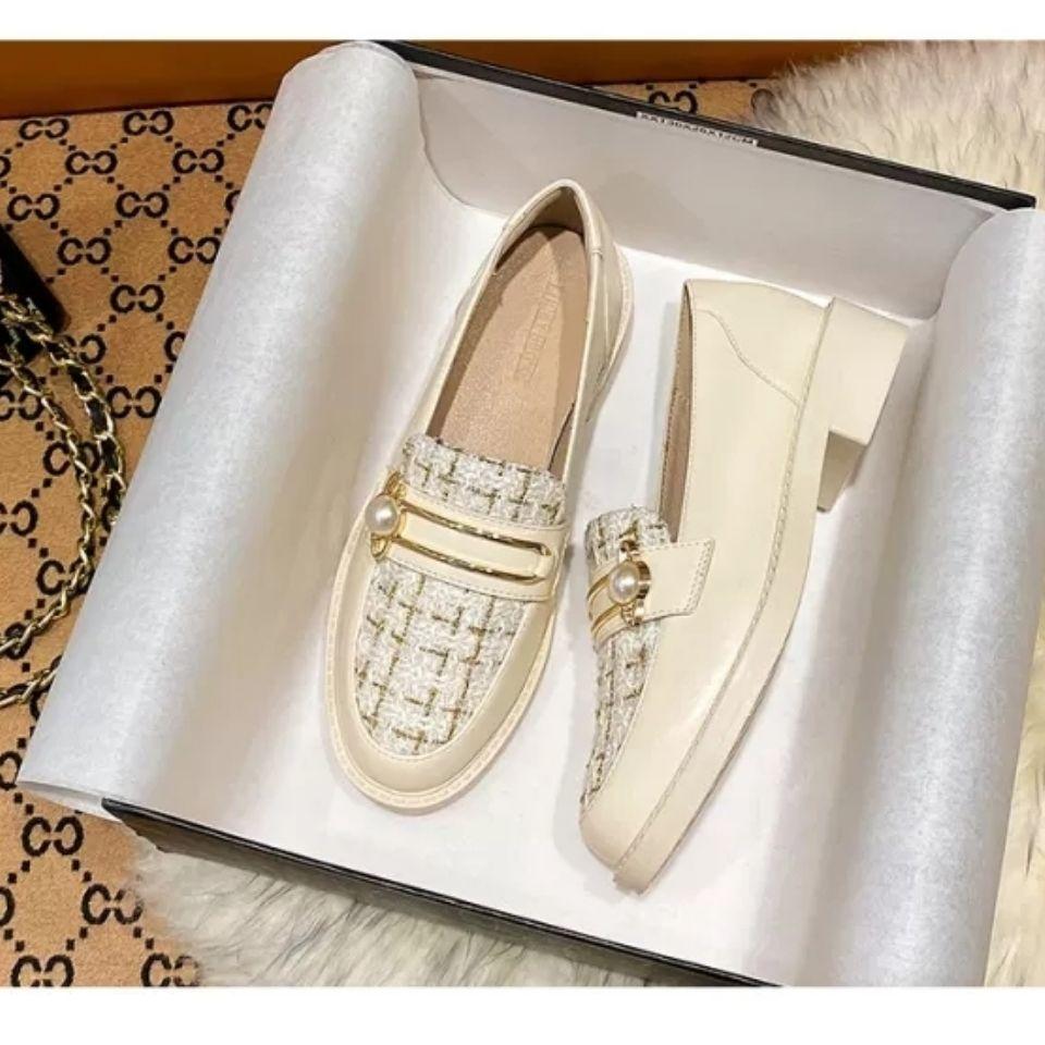 2025 Women's Shoes Fashion Personality British Style Thick-soled Wild Wide-footed Casual Loafer Sexy Solid Color Leather Shoes