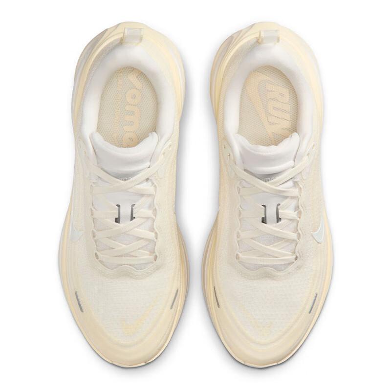 Nike Women's Vomero Plus Running Shoes