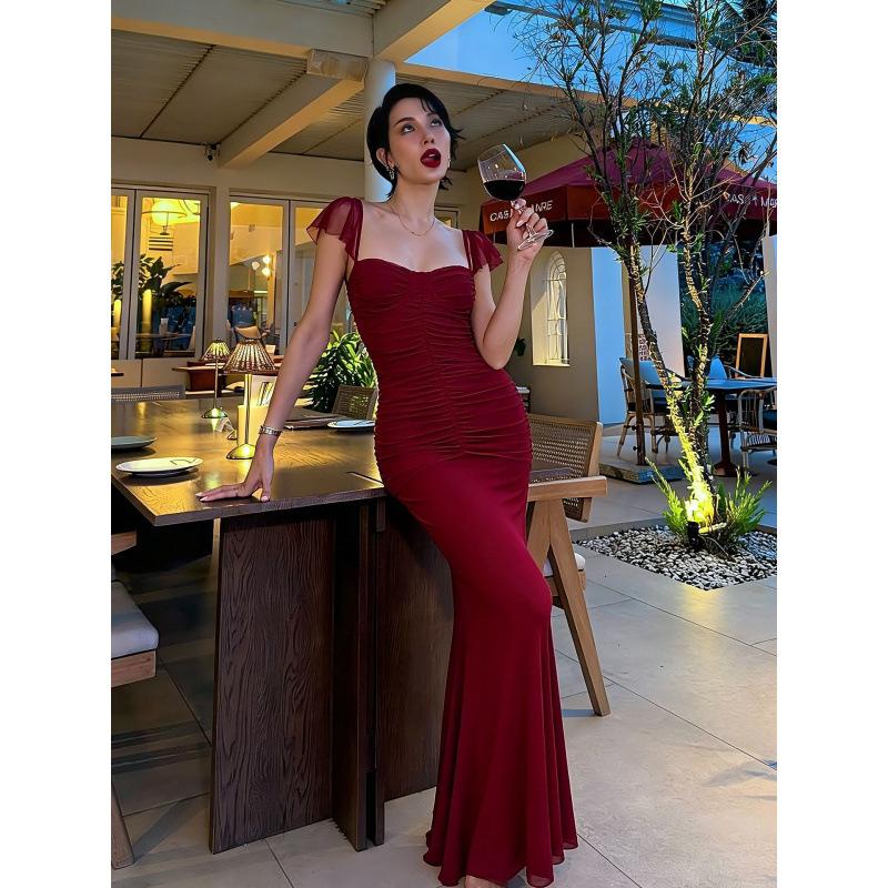 New Product Fashion Temperament Elegant Tube Top Suspender Halter Waist Pleated Mesh Fishtail Dress