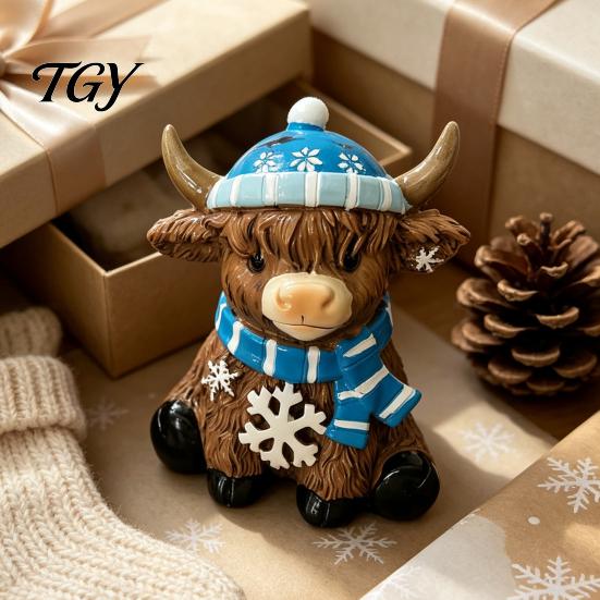 Animal Shape Ornament Winter Highland Cow Resin Figurine, Cattle Statue for Desk Decor, Home Office