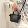 2025 Portable Temperament Bucket Bag Summer New Korean Version Niche Tide Casual Shoulder Bag Premium Texture Messenger Bag