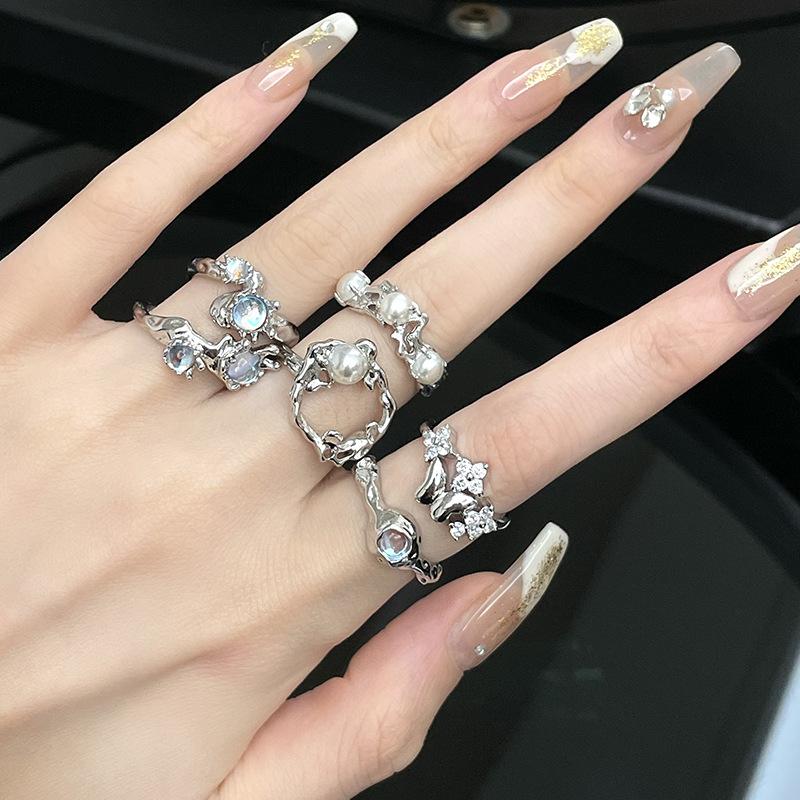 Niche Design High Sense Cold Wind Pearl Moonstone Open Ring Women'S French Personality Fashion Ring