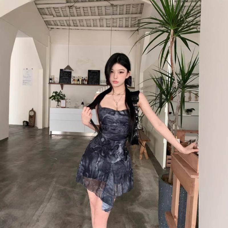 Women's Summer Sexy Mini Dress Abstract Print Spaghetti Strap Crisscross Backless Irregular Hem Slim Fit Club Party Dress
