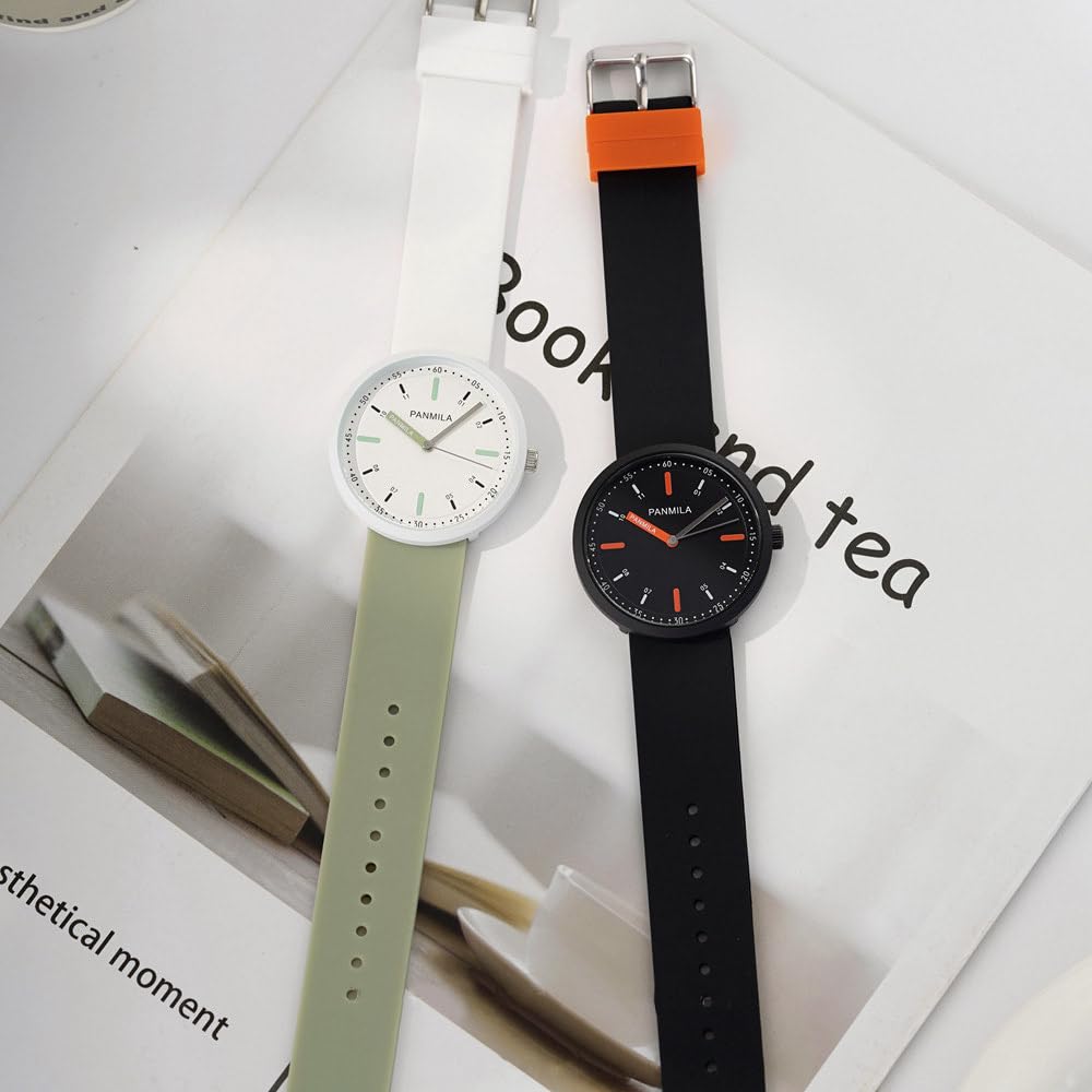 Analog wristwatch with silicone strap for men and women (black)