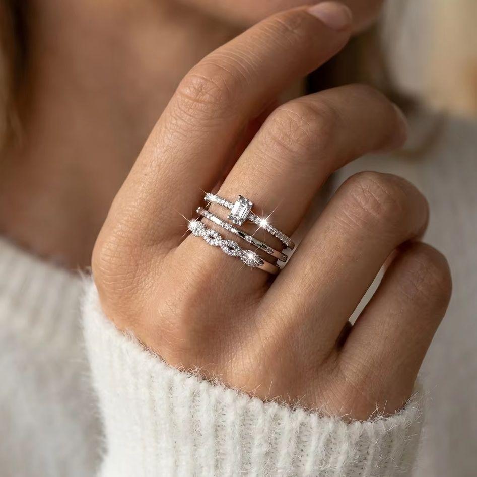 Delicate Micro Pave Zircon Rings For Women CopperColor Chic Crystal Stackable Tiny Ring Wedding Party Engagement Jewelry Gifts