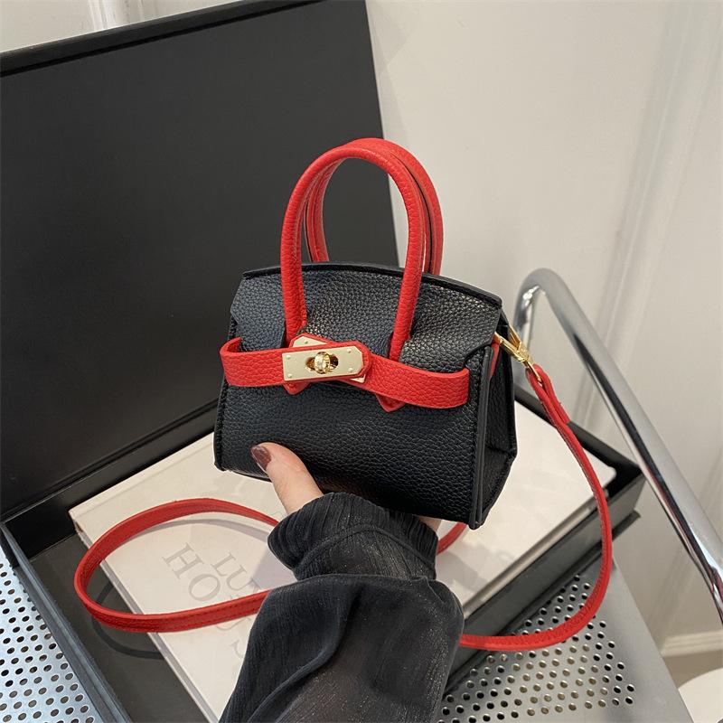Children's Bag 2025 New Stylish and Simple Princess Mini Bag Girls and Girls with Hand Bag
