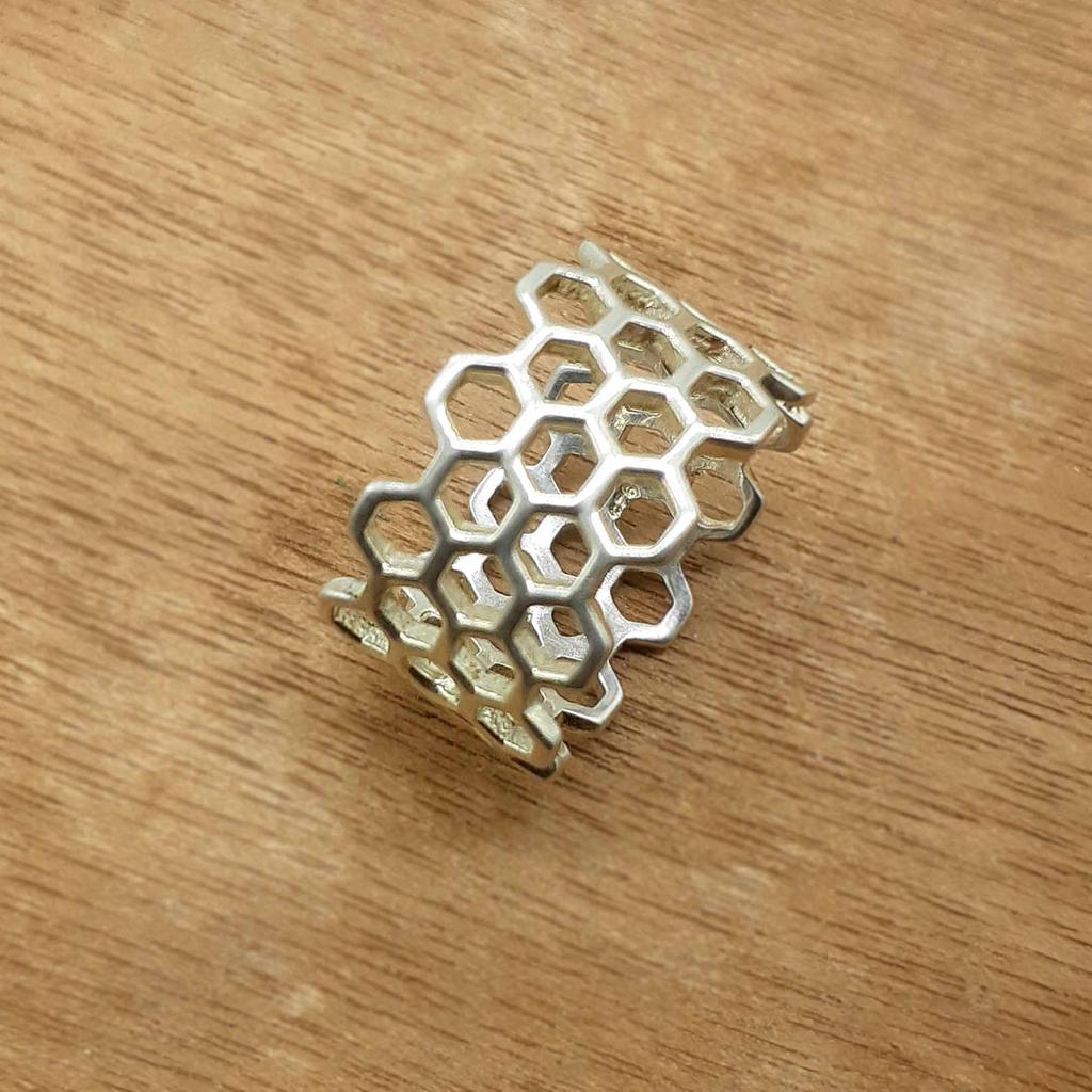 Honeycomb Chunky Silver Woman Band Ring, 925 Sterling Silver Handmade Nature Inspired Aesthetic Jewelry, Spring