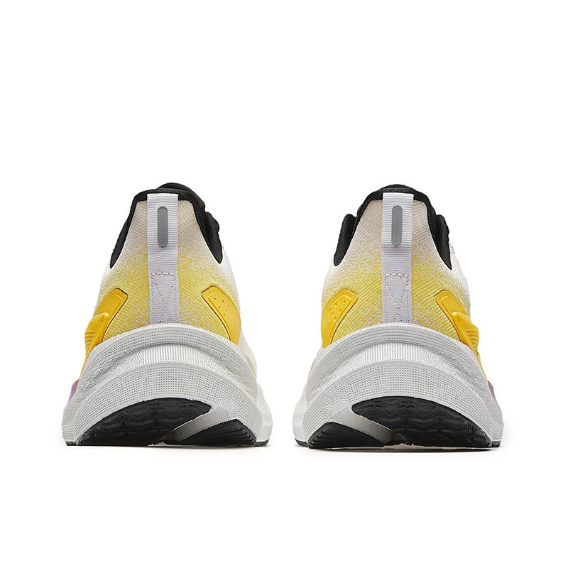 New Anta Running Collection Anti-Slip Wear-Resistant Low-Top Casual Running Shoes Men's White Yellow Purple 912445552-3