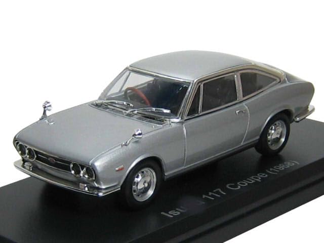 

IXO scale Isuzu 117 Coupe PA90 1968 Silver 1/43