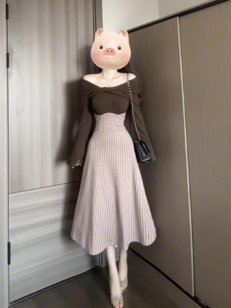 French retro one-word shoulder long-sleeved pinched waist dress children's autumn and winter new models are super good-looking Maillard wear