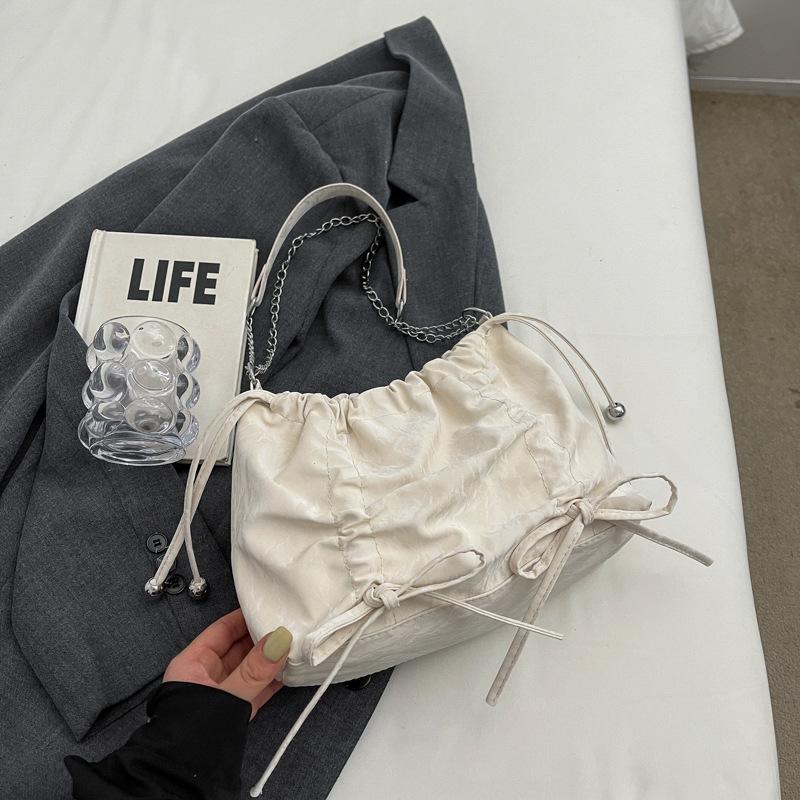 Trendy Fashion Large-Capacity Chain Tote Bag Autumn And Winter Simple Pleated Bow Shoulder Messenger Bag