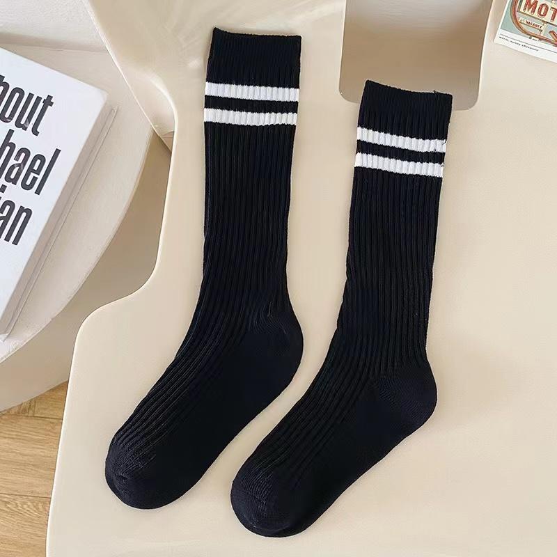 Autumn Warm Children Length Knee Socks Pure Cotton Black White Striped Boys Girls College Style Sports Socks For