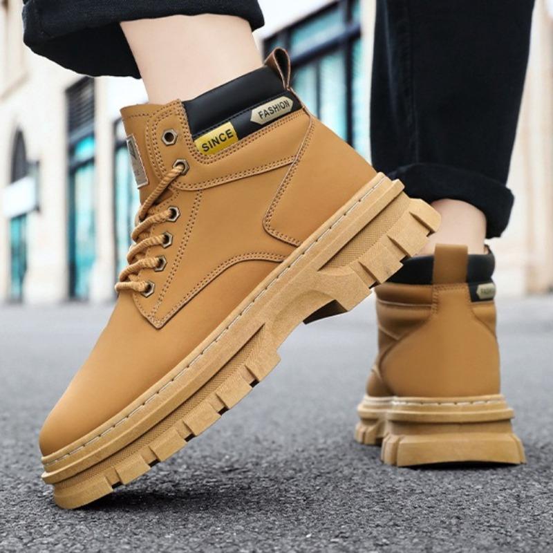 High Quality Men's Boots New Trendy British Style High Top Men's Shoes Casual Soft Soled Workwear Leather Boot Waterproof Boots