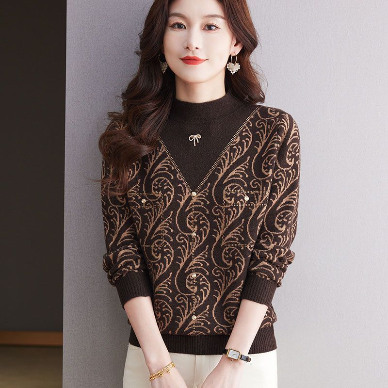 

Sweater New Style Western Mom Knitted Sweater Fashionable Warm Thickened Loose Middle-aged Knitted Bottoming Top XXXL чорний