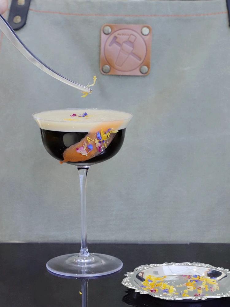 High Foot Cocktail Glass Simplicity Household Kitchen Martini Cup Transparent Crystal Glass Goblet Barware Martini Couple Cup