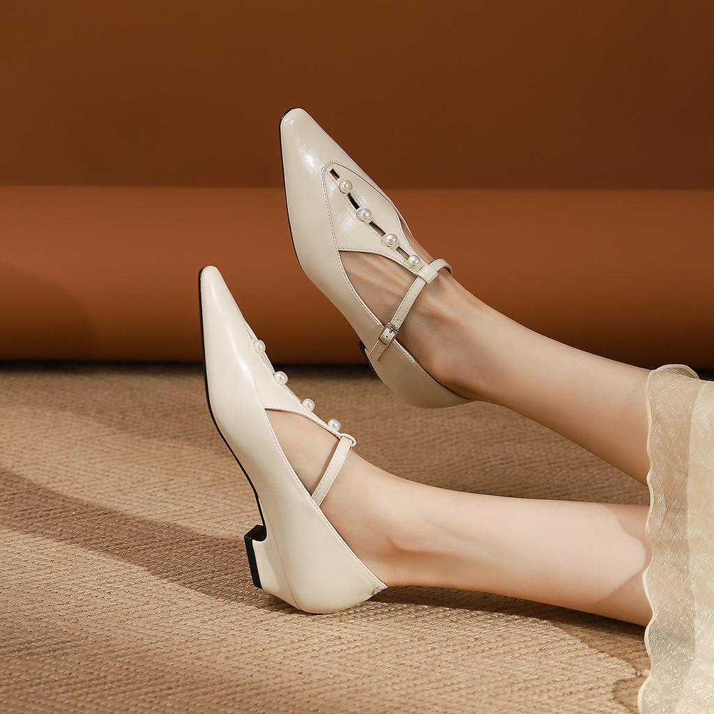 807-5 Xiaoxiangfeng pearl pointed single shoes new super fashionable personalized pointed middle heel single shoes women's shoes