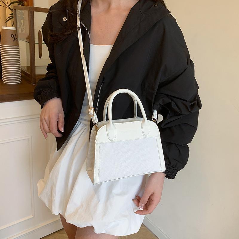 Niche Retro Design Women's Bag Spring New High-end Versatile Handbag Shoulder Messenger Bag