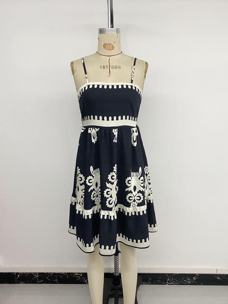 2026 Ethnic Resort Style Spaghetti Strap Dress - European & American Ruched Bandeau Mini Skirt