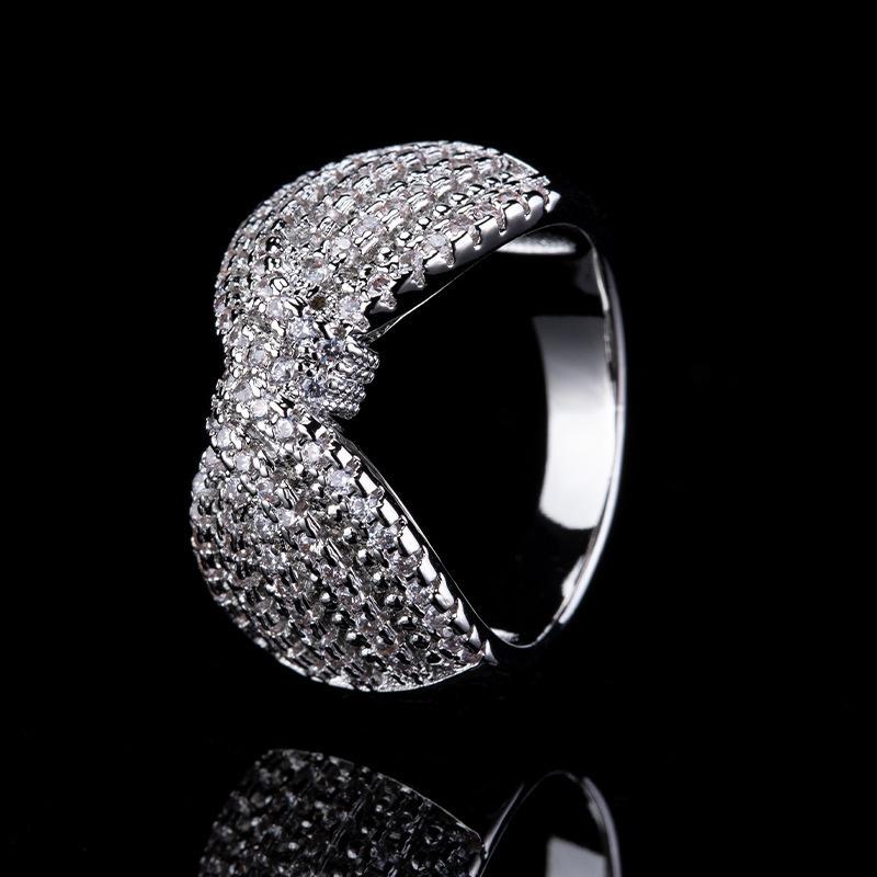 Tide Minimalist Ring, Light Luxury Bow Ring, Slightly Inlaid Zircon Full Diamond Hand Jewelry.