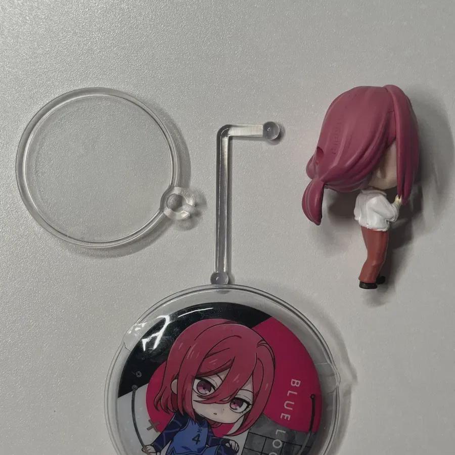 

Blue Rock Chigiri Can Badge, Mini Stand Figure Batch