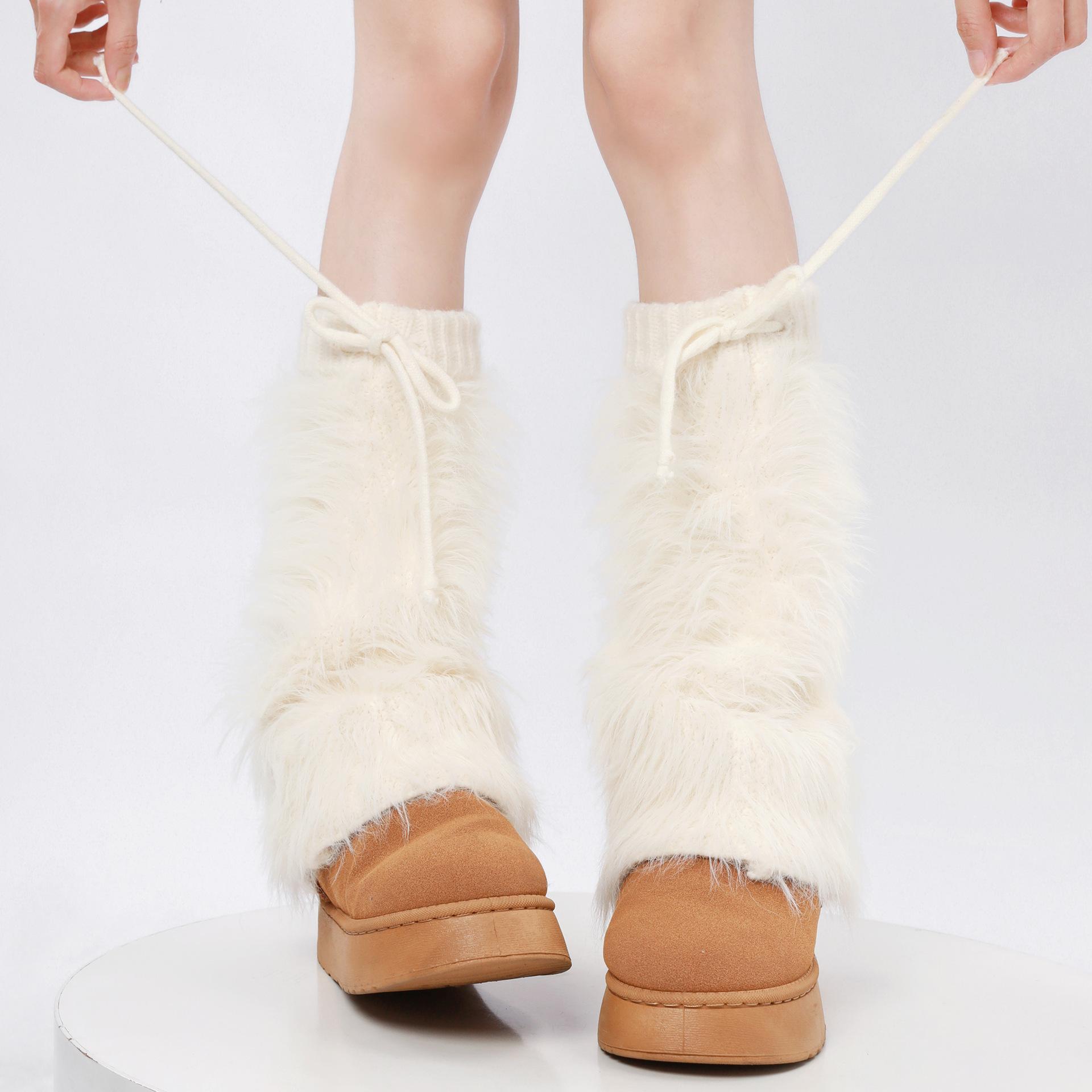 

Autumn and winter plush ultra-thick warm faux fur leg warmers in white, with bell-shaped cuffs and straps for a sexy look Average Size