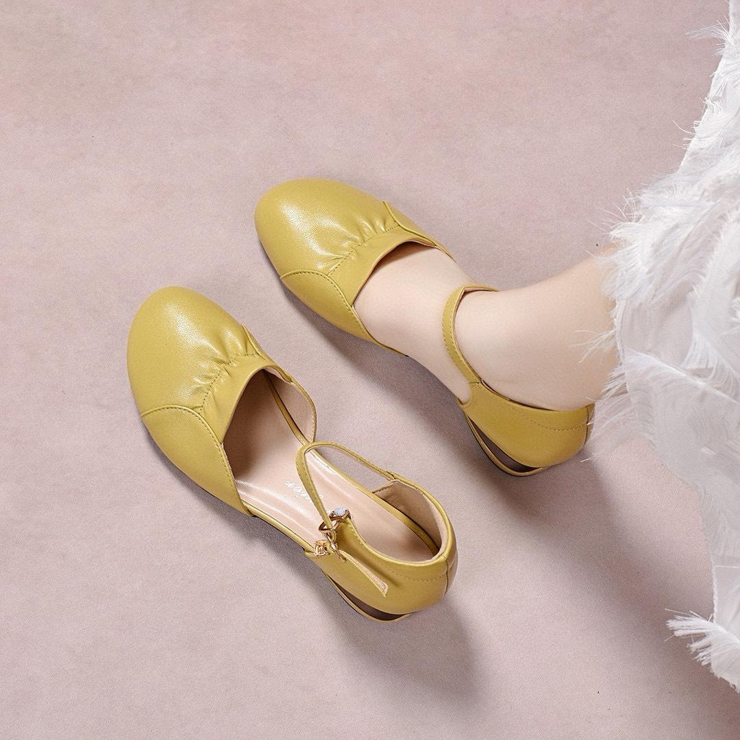 

Flat-soled sandals women s summer new mango head lotus leaf edge hollow sandals one-word belt low-heeled women s shoes 41