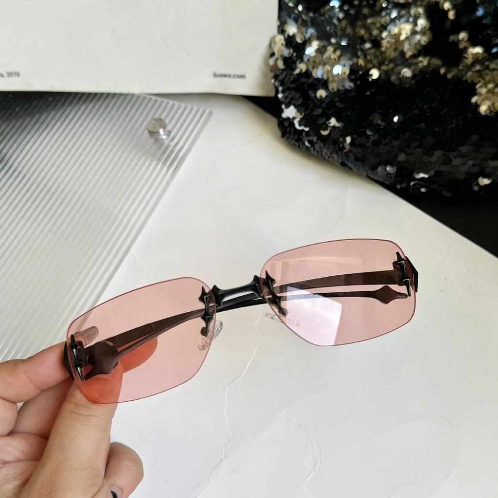 New Women Y2K Vintage Rimless Sunglasses Men Luxury Brand Designer Sun Glasses Punk Popular Hip Hop Rivet Star Shades Glasses