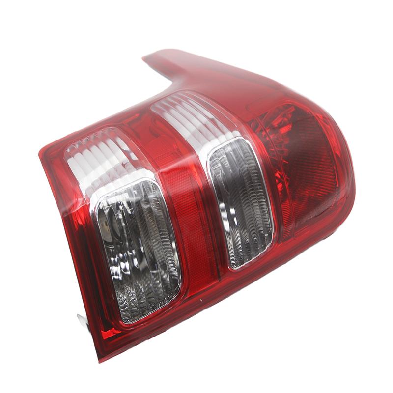1 pièce Feu arrière Pour Mitsubishi L200 Triton Strada 2015 2016 2017 2018 Feu arrière Avertisseur arrière Sans ampoule 8330A943 8330A944