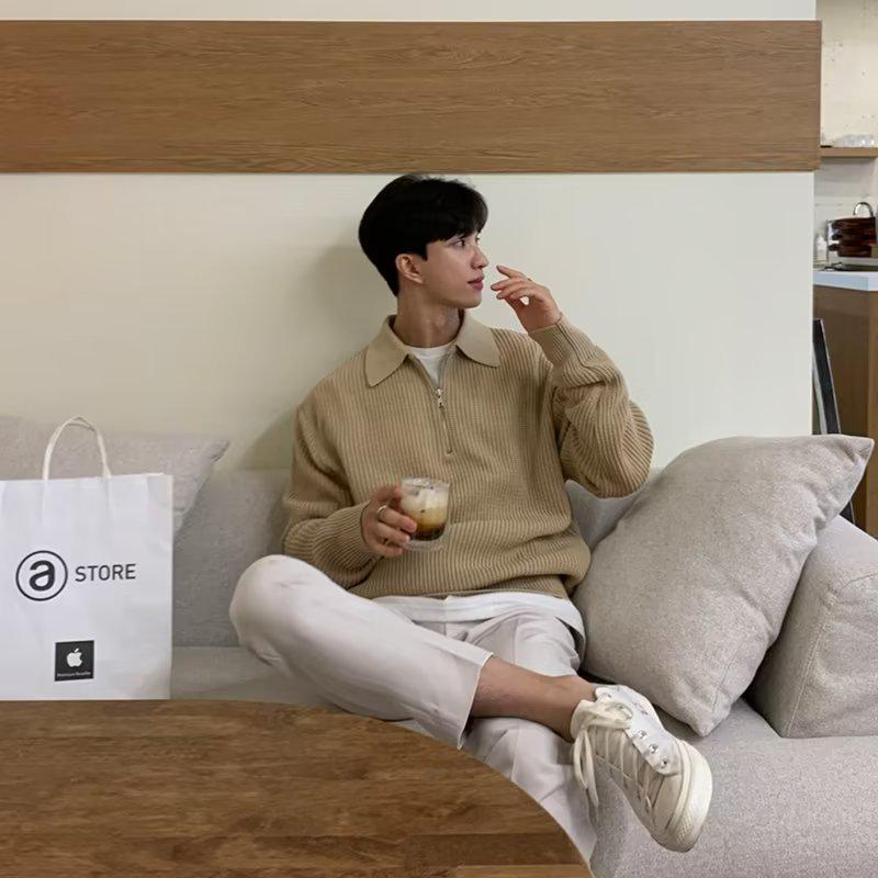 Men's Retro Half-Zip Turn-Down Collar Sweater, Autumn/Winter Style, Loose Casual Knitwear.