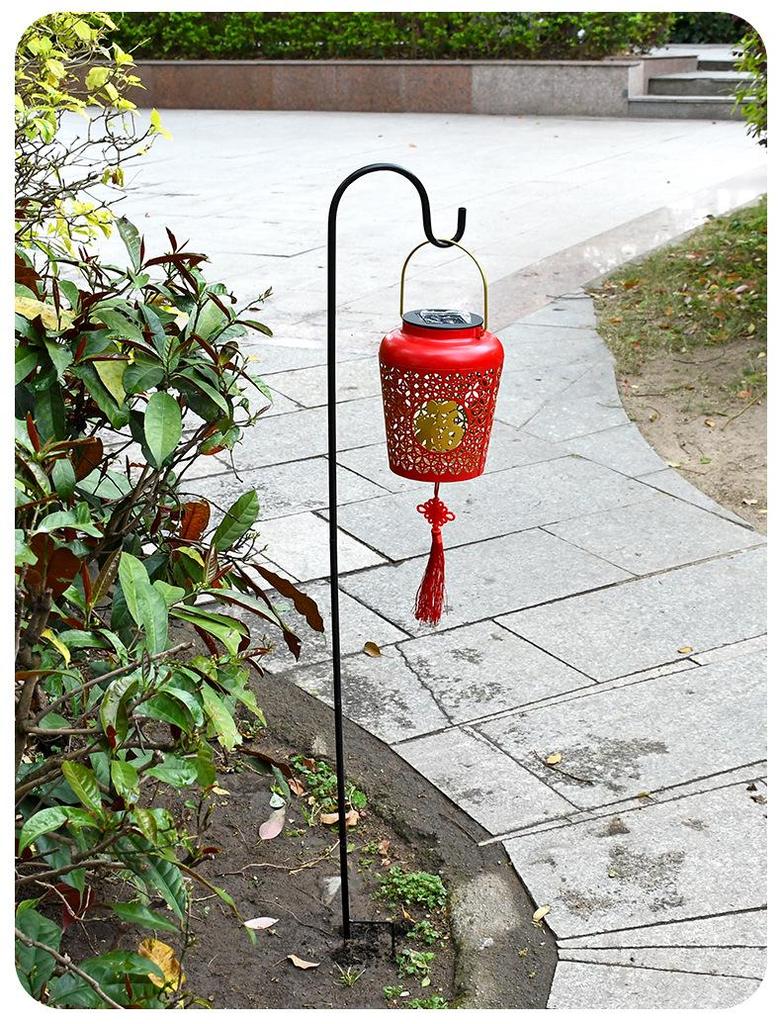 Iron Sheep Hook Garden Lamp Stand for Outdoor Decor