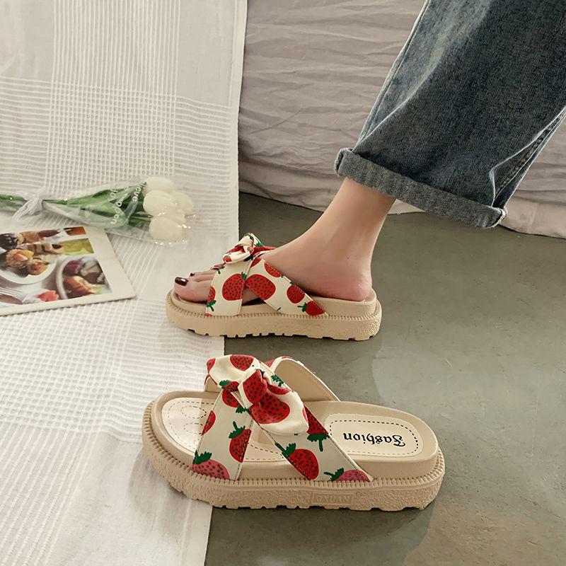 Platform sandals women's summer flat-bottomed cool slippers new fashion soft-soled beach shoes