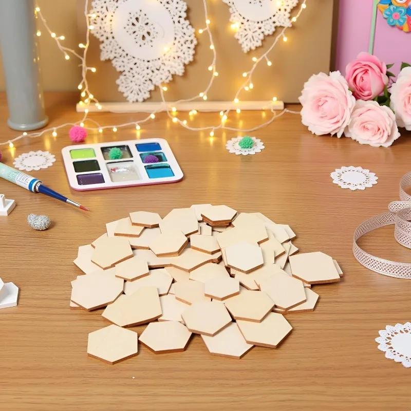 50PCS 30MM Hexagon Wood Pieces Unfinished Blank Wooden Slices Hexagon Shape Chips Embellishments for Paint or Decorate