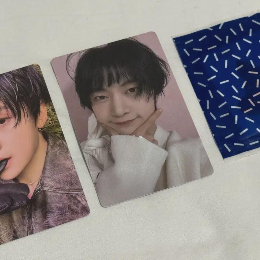 

Zerobaseone Jevewon Seokmathew Pop Up Trading Card Belt Sticker Batch