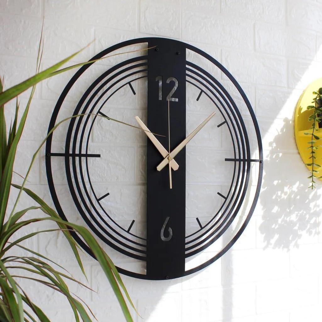 Analog väggklocka i metall för vardagsrum, sovrum, kontor, kök, hem och hall | Antik, snygg, stor storlek, modern väggklocka för heminredning (60 cm)