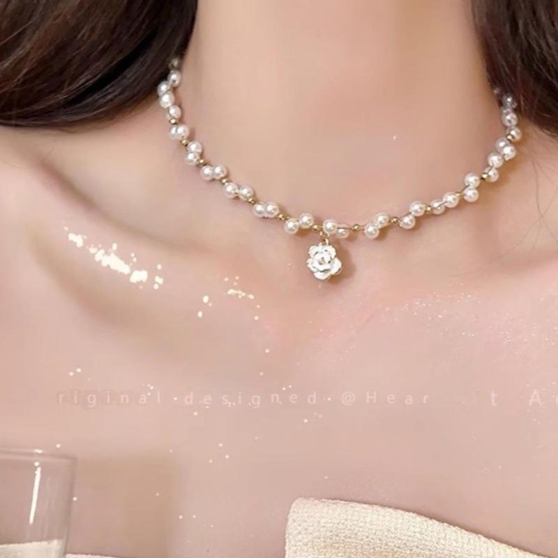 Elegant temperament shell pearl necklace women's versatile exquisite gentle wind millet bead collarbone chain neck chain new accessories