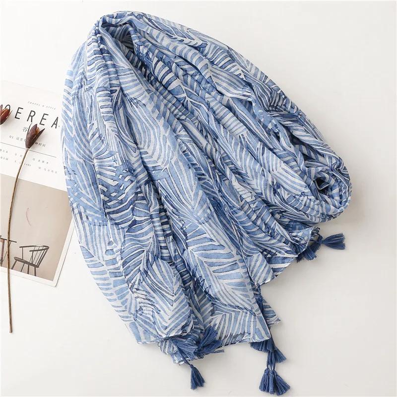 2025 Luxury Autumn Winter Women Viscose Scarf Shawl Cotton Lady Fashion Flower Scarves Bandana Pashmina Wrap Hijab Muffler