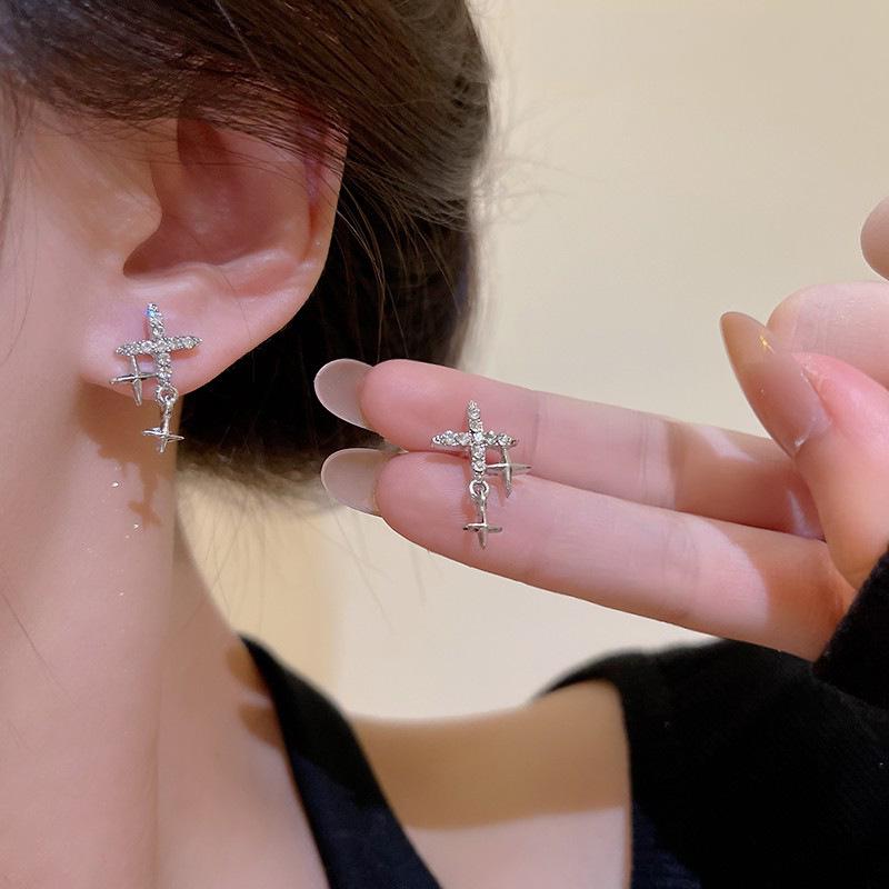 Vintage French Pearl No-Pierce Earrings: Elegant Luxury Clip-ons for Women