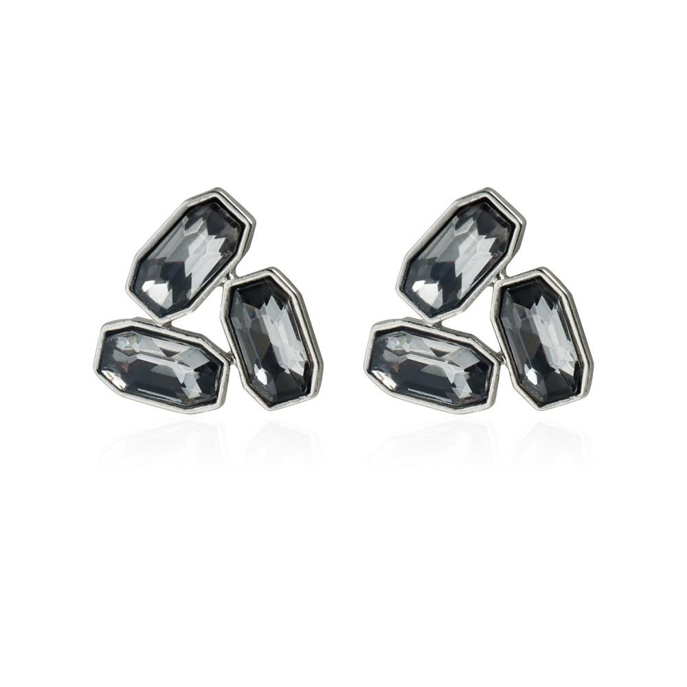 Luxury Charm Y2K Geometric Symmetrical Triangular Grey Glass Imitation Gemstone Stud Earrings for Women Fashion Designer Jewelry